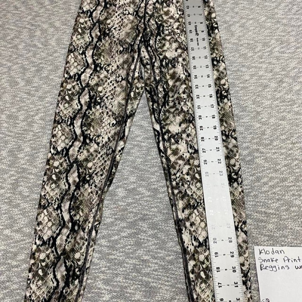 Klodan Snake Print Leggings women S petite. SKU- B86